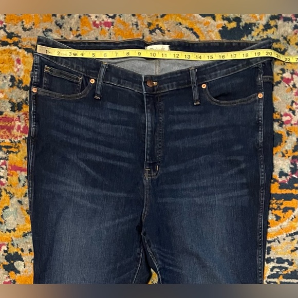 Madewell 10” High Rise Skinny Jeans - Picture 3 of 7
